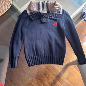 Burberry size L toddlers